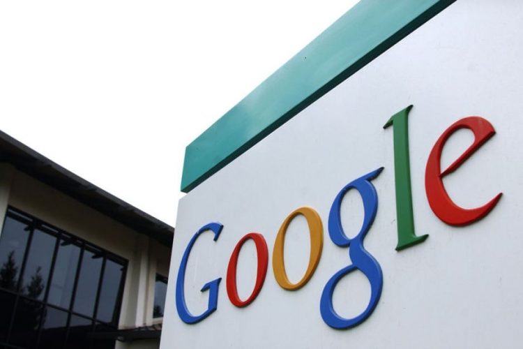 Google, Porsche in talks over Google Apps access