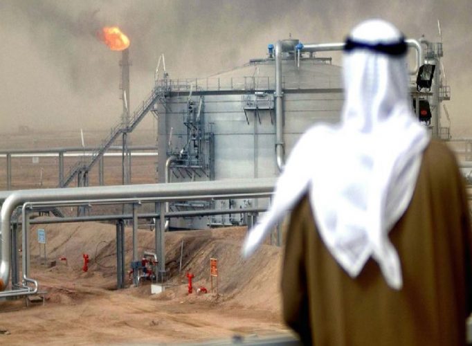 UAE to cut Jan oil supplies to Asia; Kuwait, Oman to follow