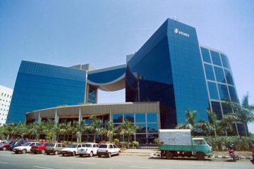 India : ICICI Bank Q1 profit falls 25 percent, bad loans tick up