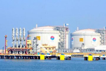 India : Petronet LNG plans $3 billion investment in overseas push