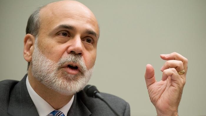 Japan : Ex-Fed chief Bernanke tells Abe BOJ has tools left to support growth