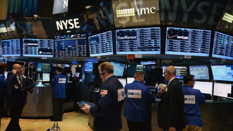 US : Dow, S&P hit record highs, Nasdaq erases 2016 losses