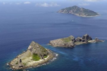 China criticises Japan over “dangerous” jet scramble