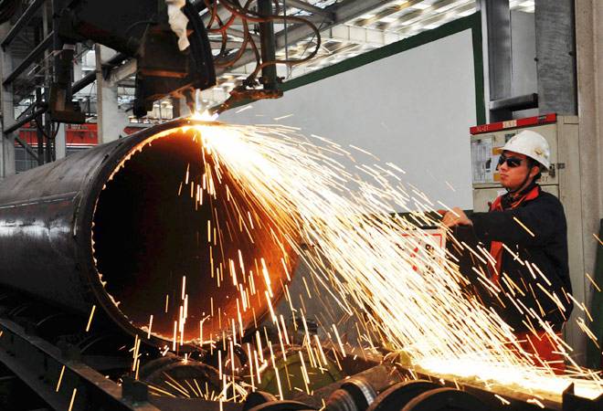 India : Services growth slows for third straight month in June PMI