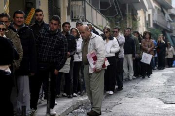 Greece : Unemployment steady at 23.5 pct in May