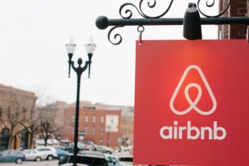 Airbnb prices shares above target in 2020’s biggest U.S. IPO