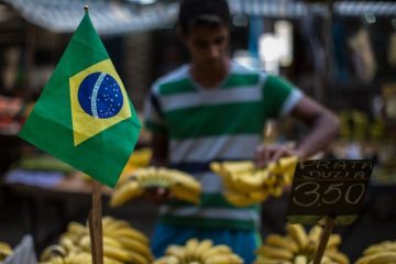 Brazil : Economy sheds 74,748 jobs in October