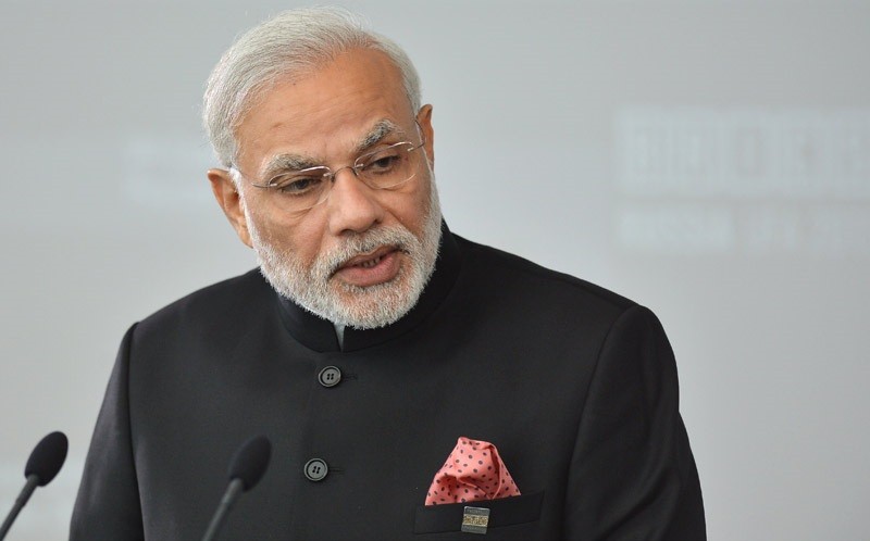 Modi defends clampdown on cash economy