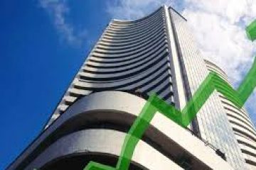 Market Live: Sensex trades steady, Nifty nears 9700; midcaps gain