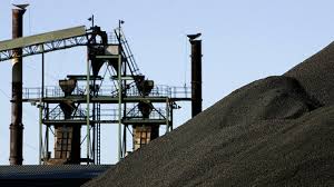 China coal hits record high amid tight supplies