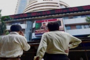 Closing Bell: Sensex ends flat, Nifty above 10,350; midcaps correct