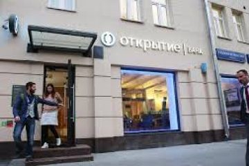 Russia, in one of biggest bail-outs in its history, rescues Otkritie bank