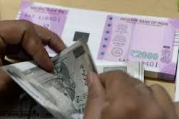 Rupee hits 6-month low on growth worries