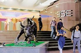 Closing Bell: Sensex ends over 300 pts higher, Nifty ends around 10,100; metals gain