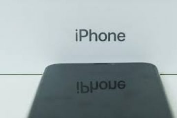 iPhone software update spotlights Apple secrecy on battery health