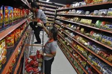 India April retail inflation rate climbs for first time in four months