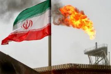 U.S. snaps back Iran sanctions, grants oil waivers to China, seven others