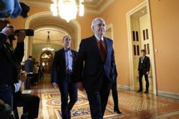 Senate seeks solution to open U.S. government, Trump insists on wall