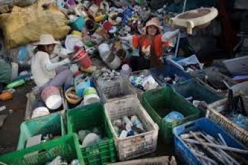 China plans to cut waste imports to zero by next year