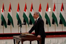 New Palestinian government sworn in amid factional tensions