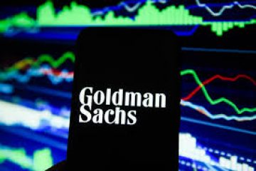 Goldman plans major overhaul, to combine investment banking and trading