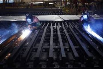 U.S. Manufacturing Sector Shrinks for First Time Since 2009