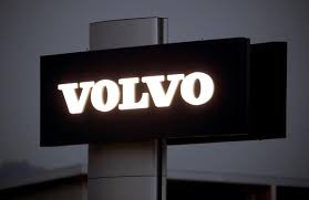 Volvo Cars braces for challenging 2023 after quarterly profit falls