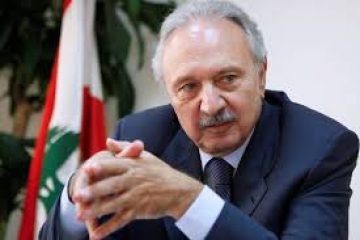 Lebanon sinks deeper in crisis after Safadi withdrawal
