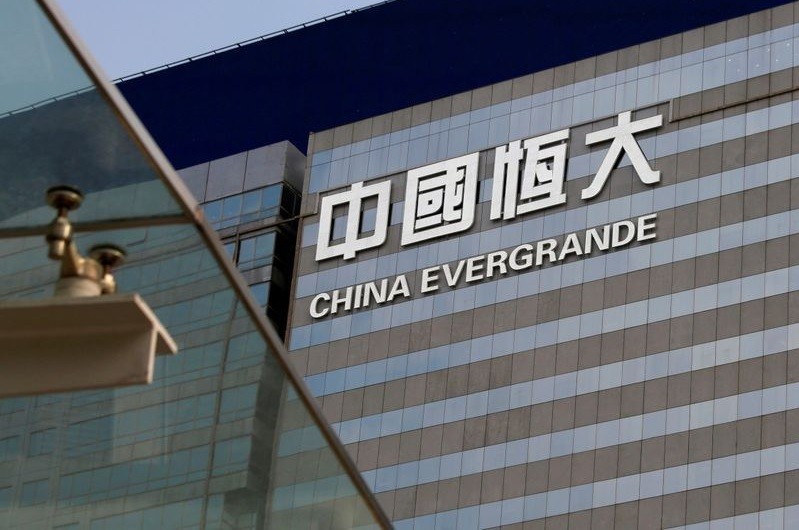 China Evergrande shares, bonds suffer sell-off on cash-crunch concern