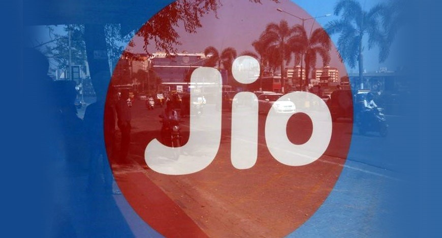 India’s Reliance Jio to roll out 100 million low-cost phones by December