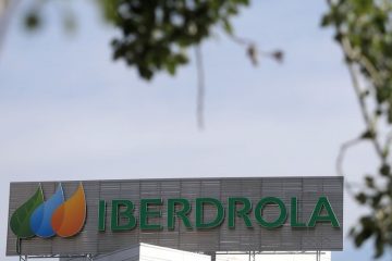 Iberdrola, PNM to create $20 billion U.S. clean powerhouse