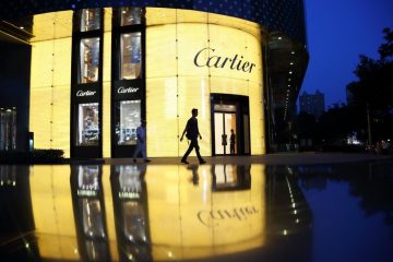 Jewellery helps Richemont shine, boosting dividend