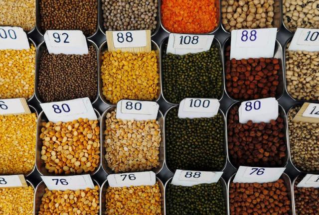 Global food import costs to surge 12% to record this year