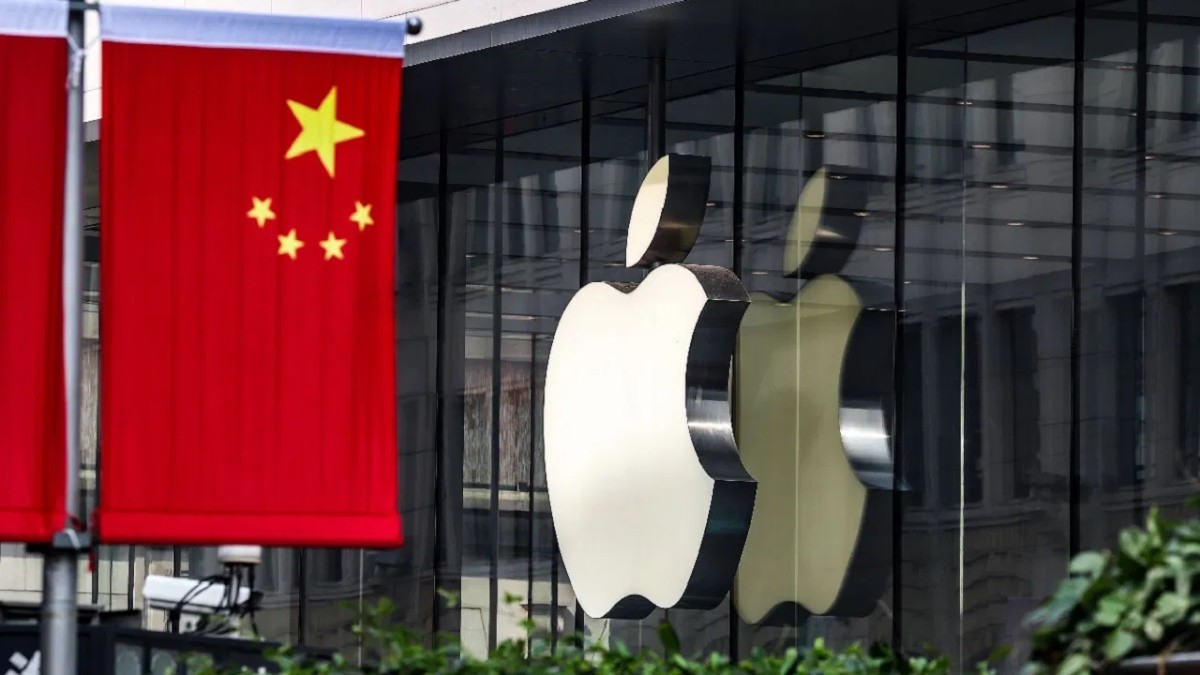 Apple Becomes the Biggest U.S.-China Pawn Yet
