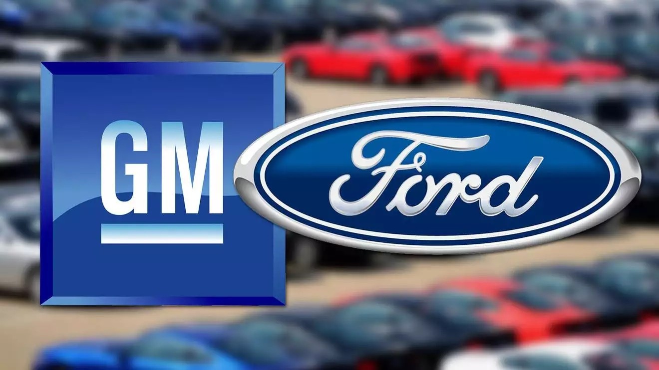 This Ford vs. GM Feud Could Shape the Future of EVs in America