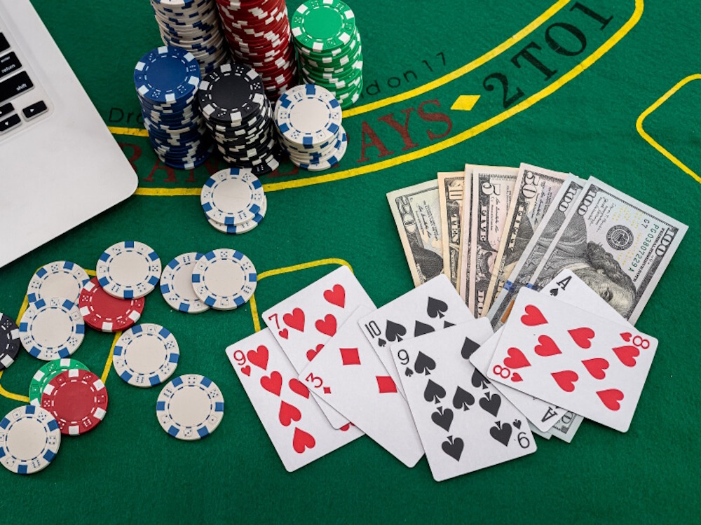 How Aspects of Poker Can Make You a Better Investor