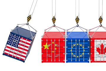 World leaders are exhibiting caution in their approach to the ongoing trade war