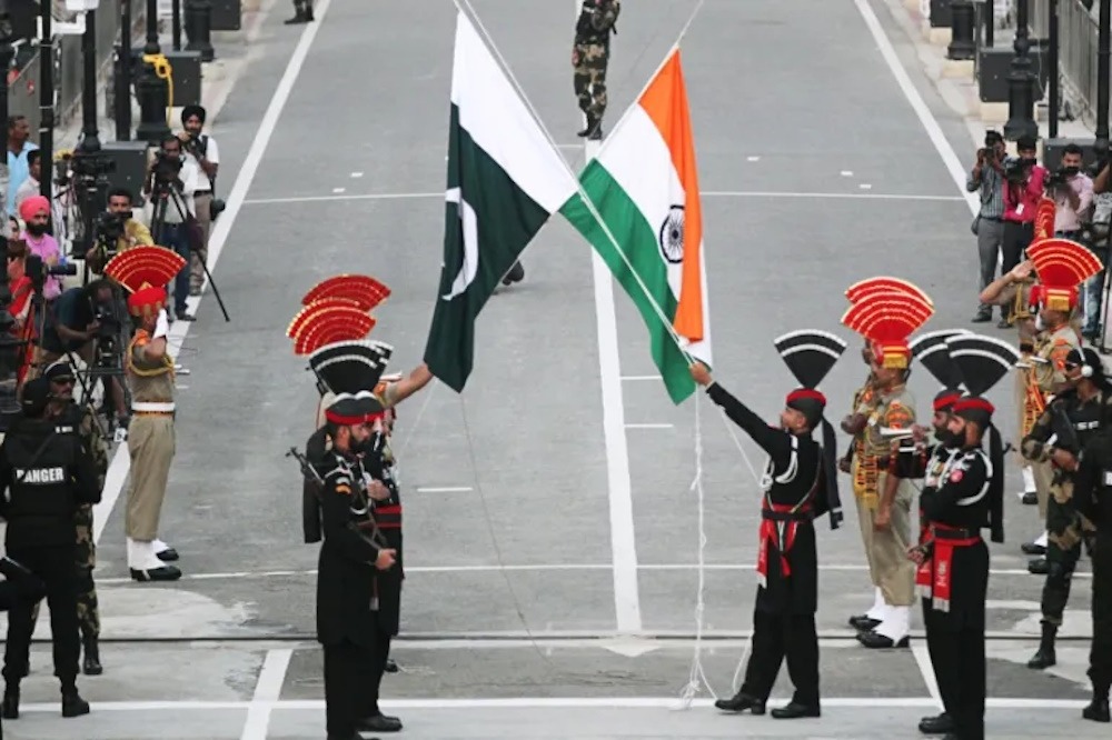 India, Pakistan agree to halt shooting, military action