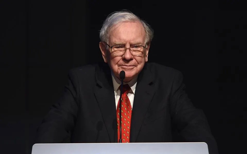 Berkshire shareholders expect a new era after Buffett