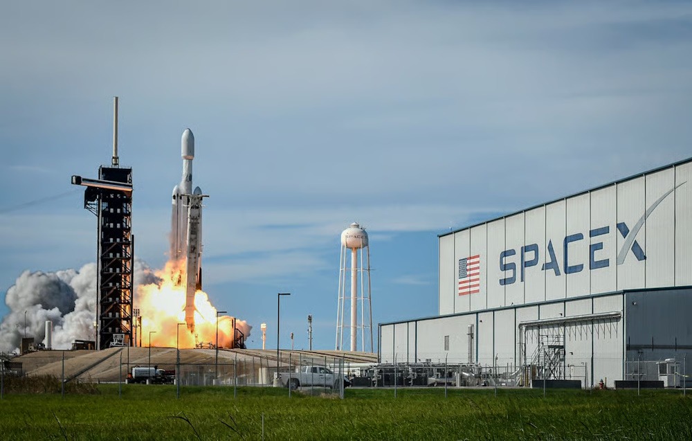 The Musk-Trump conflict threatens billions in SpaceX contracts and US space research goals