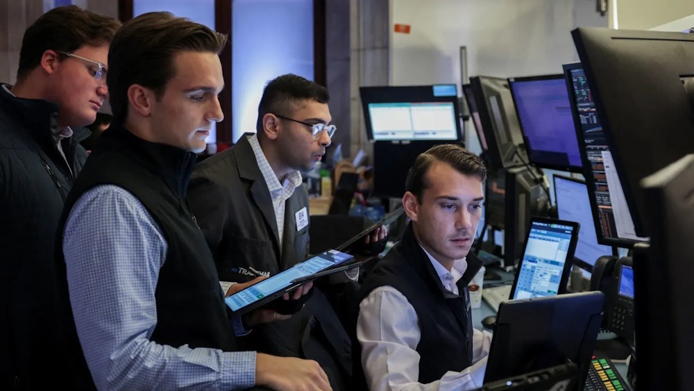 Investors on Edge as Low-Rated US Junk Bonds Face New Challenges