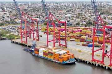 China’s Exports Dip 1.1% in October as US Shipments Plunge 25%