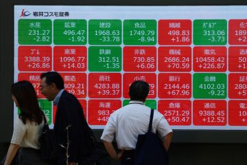 Asian Equities Dip After Trump and Xi’s Meeting