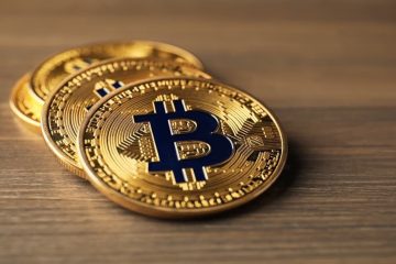 Bitcoin on Edge as $100K Level Looms as a Potential Game-Changer