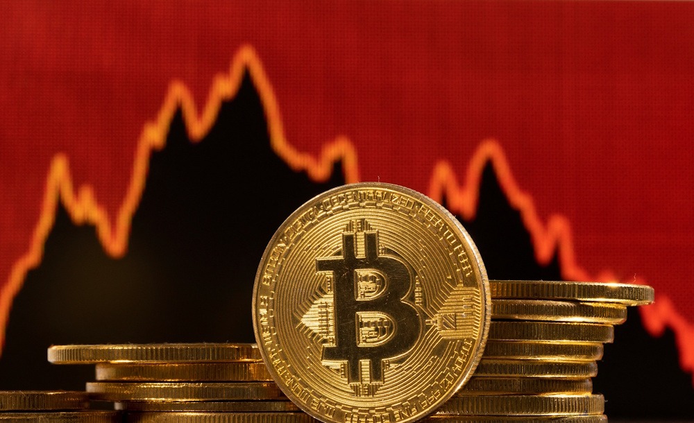 Bitcoin Hits Two-Month Low as Billions Exit Spot ETFs