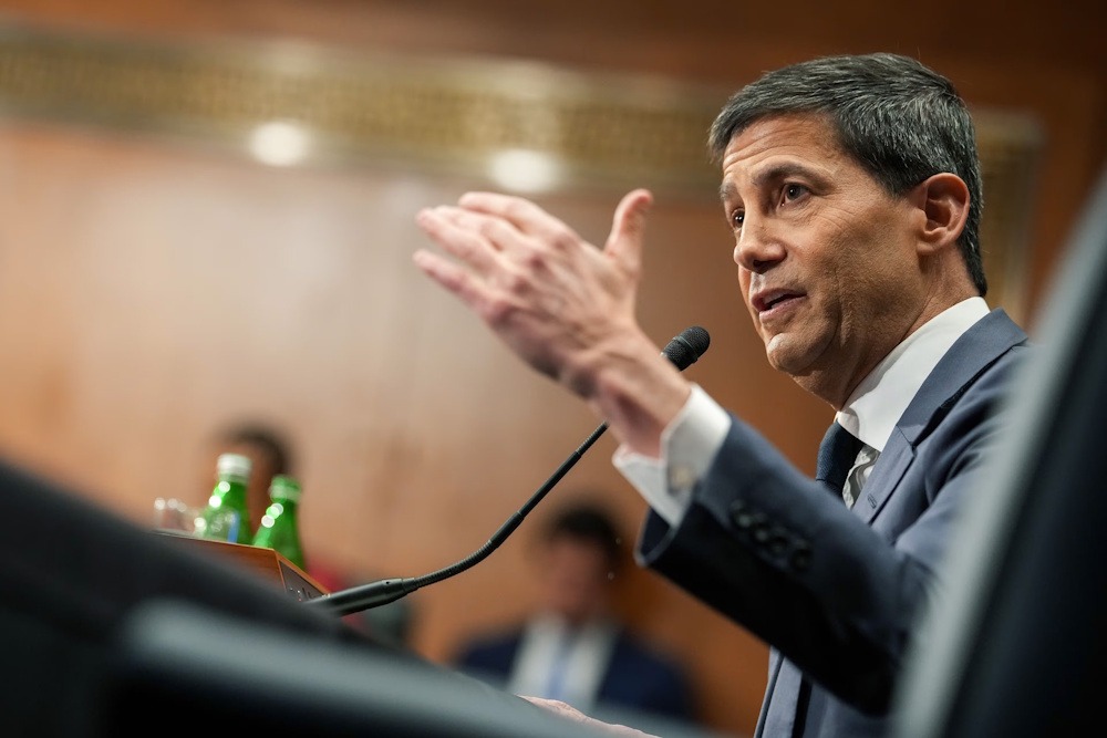 Kevin Warsh reshapes the Fed with swift routine changes