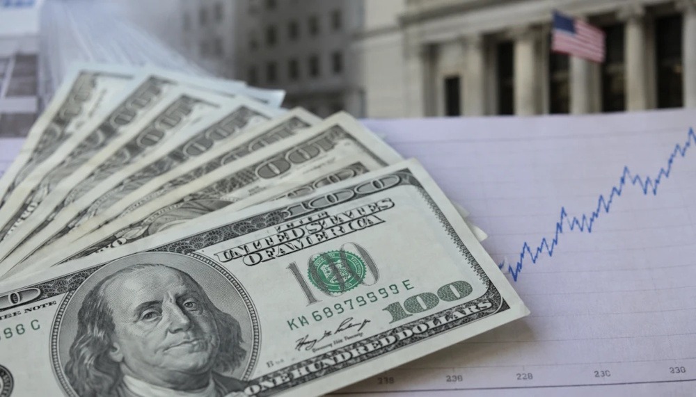 Dollar Index Holds Near 100 Ahead of US CPI Data