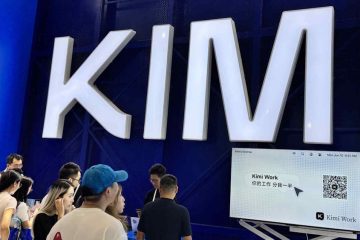 Kimi subscriptions suspended by Moonshot AI due to demand